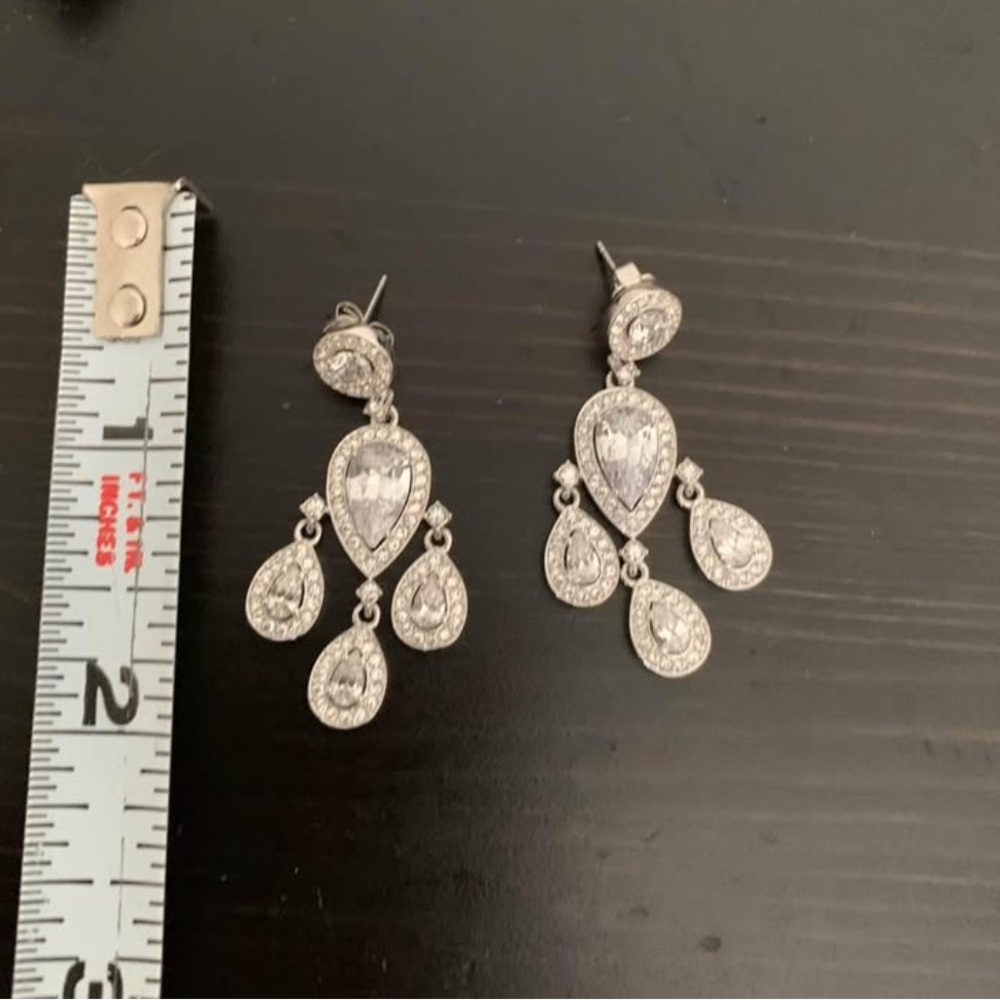 Elegant Silver Teardrop Earrings